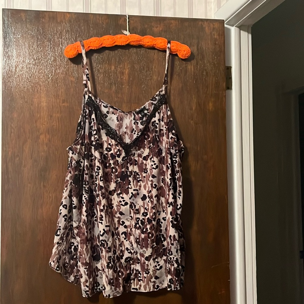 Leopard print size 4 torrid tank with adjustable straps